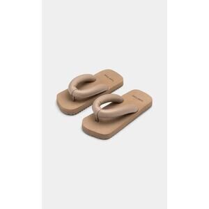 Yume Yume Suki Flip Flops in Dark Beige Size 7.5(38) NWT MSRP: $160